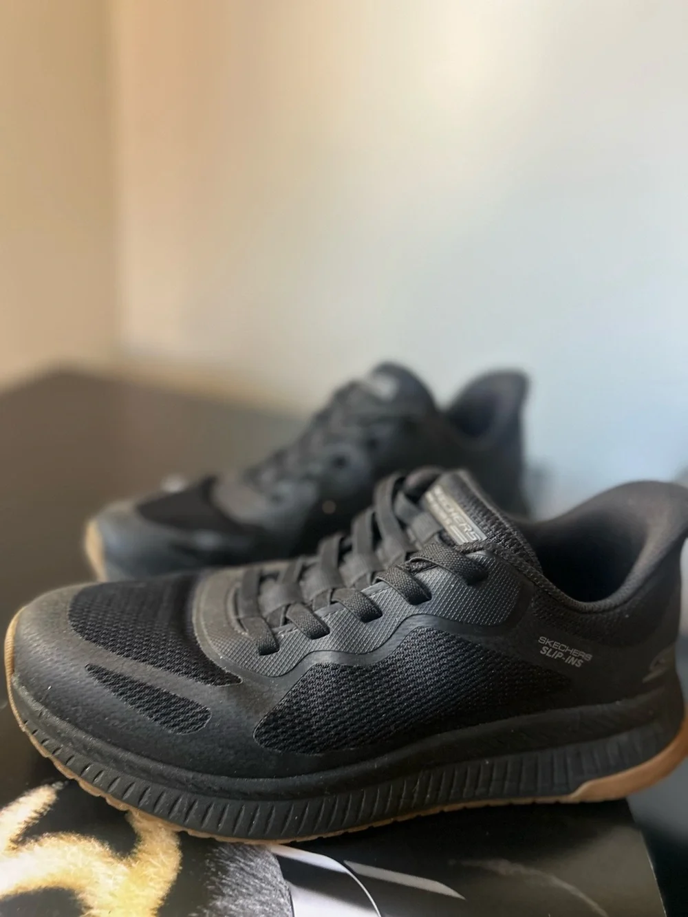 Skechers BOBS Men's Black Athletic Lace-Up Sneakers slip in 9
